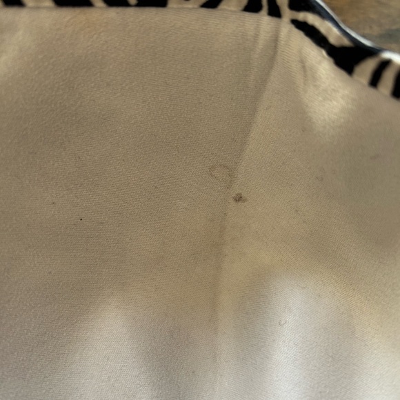 Victoria's Secret Monochrome Animal Print Bra - Picture 5 of 5